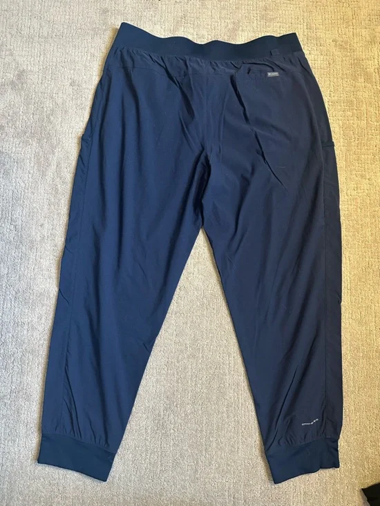 Columbia Women's Plus Size Leslie Falls Joggers - Picture 5 of 11